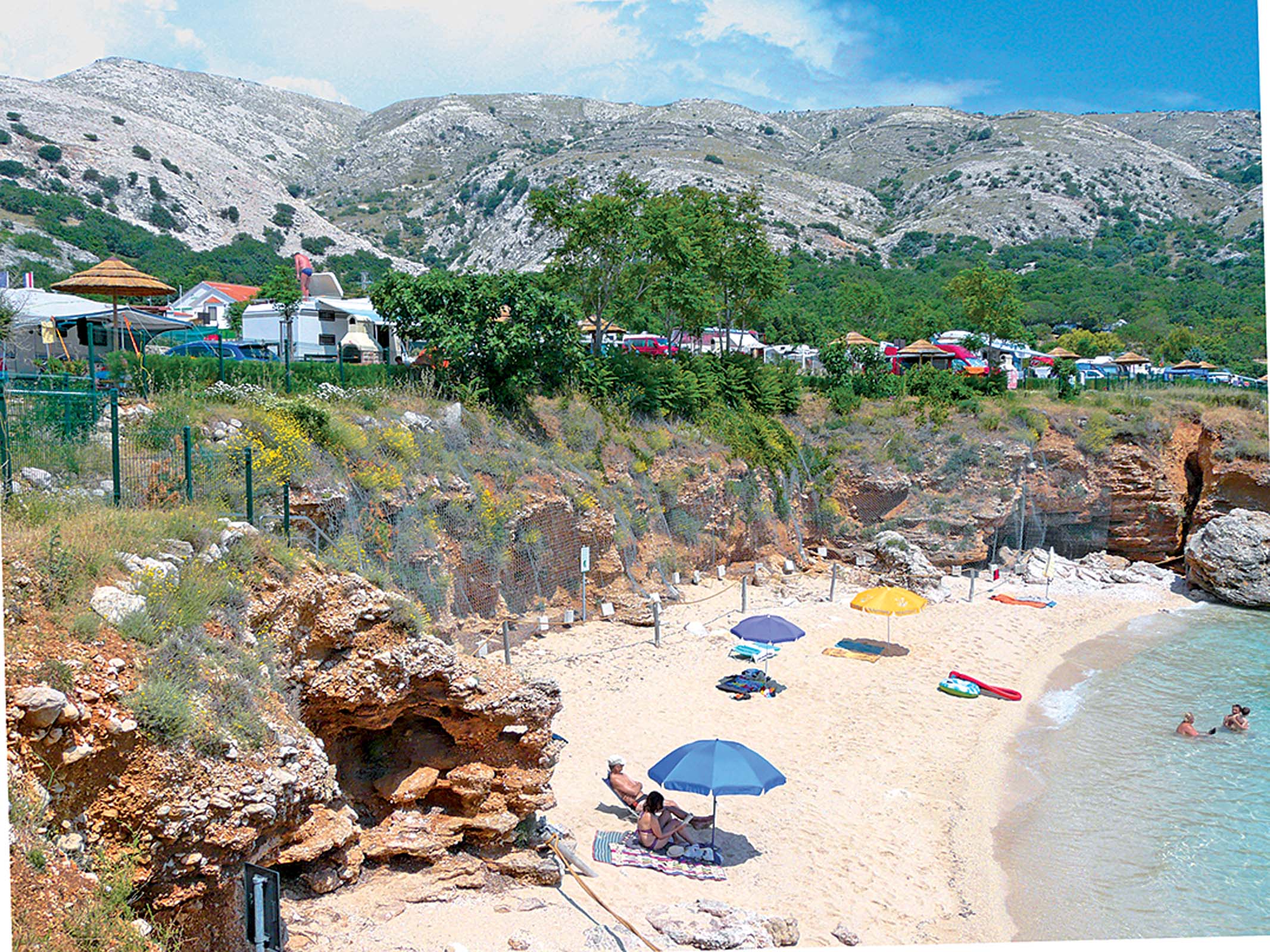 Der Strand ist das Kapital von Camping Skrila. 